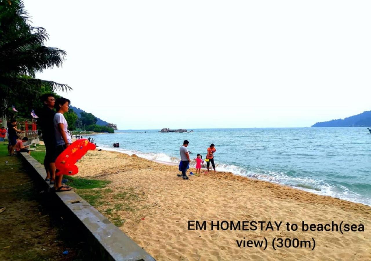 Em Homestay Pekan Pangkor Eksteriør billede