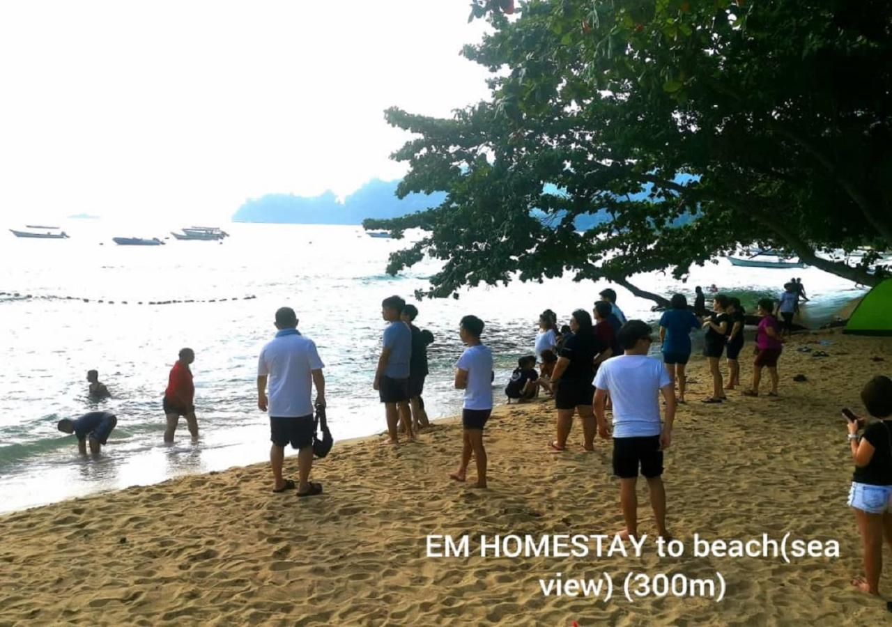 Em Homestay Pekan Pangkor Eksteriør billede